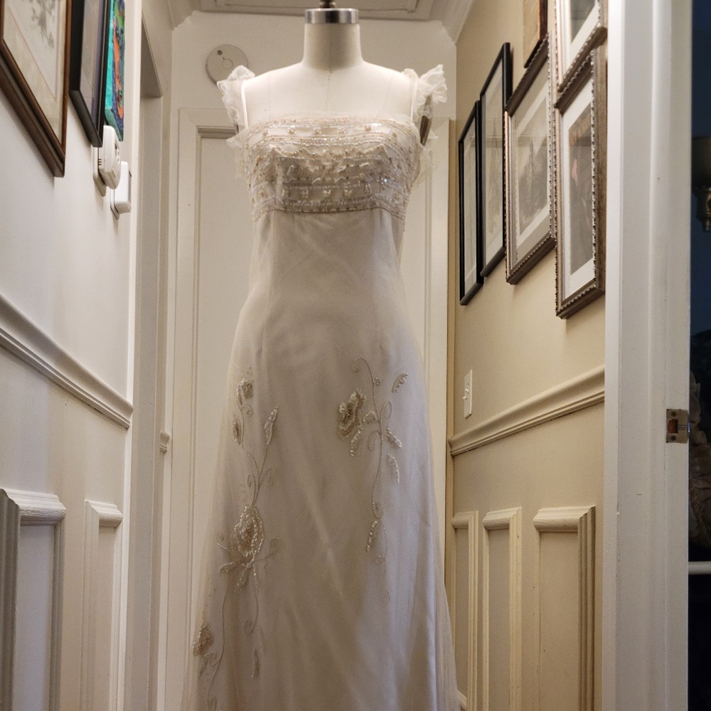 Vintage Blumarine Sposa Embellished Silk Tulle & Chantilly Lace Wedding Gown